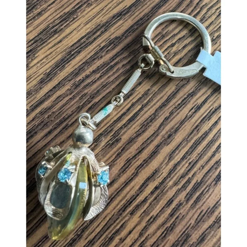 Vintage Faceted Glass Heart Keychain Curved Oval Rhinestone Mounting FOB